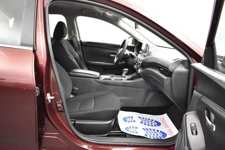 Used 2025 Nissan Sentra SV FWD image 16
