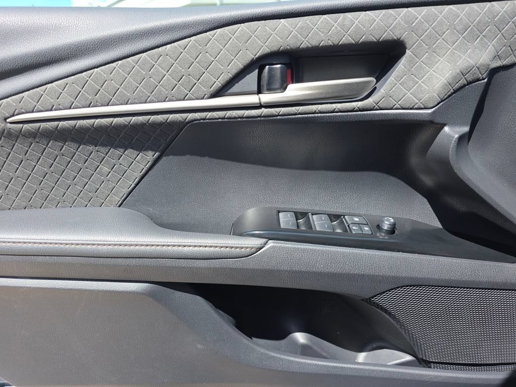Used 2026 Toyota Camry XLE AWD/4WD image 26