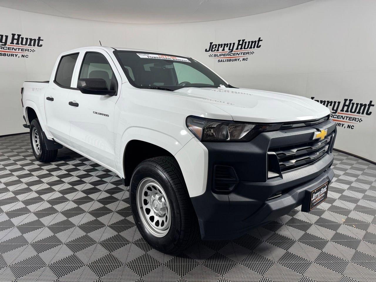 Used 2023 Chevrolet Colorado W/T RWD image 5