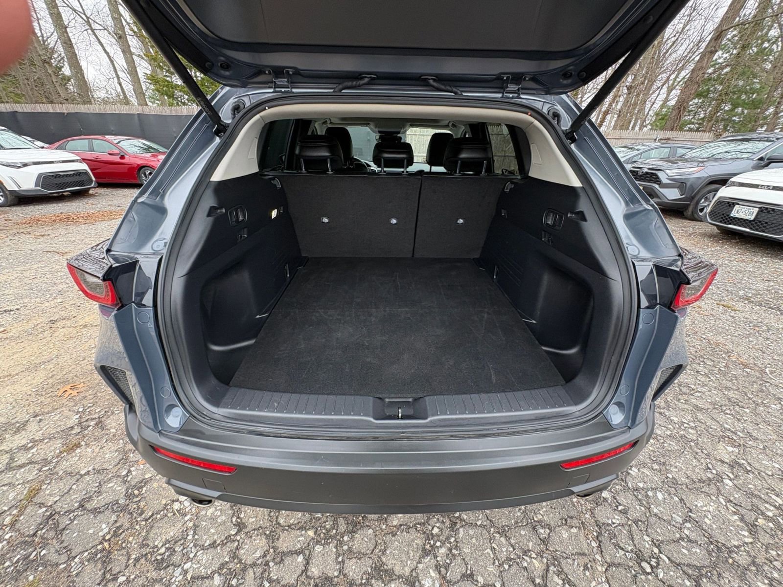 Used 2025 MAZDA CX-50 AWD 2.5 S w/ Premium Plus Pkg image 29