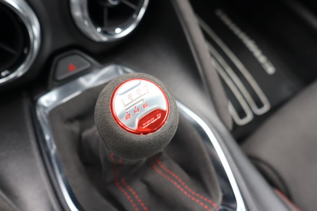 Used 2022 Chevrolet Camaro ZL1 RWD image 10
