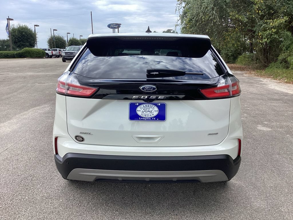 Used 2022 Ford Edge SEL w/ Convenience Package AWD/4WD image 10