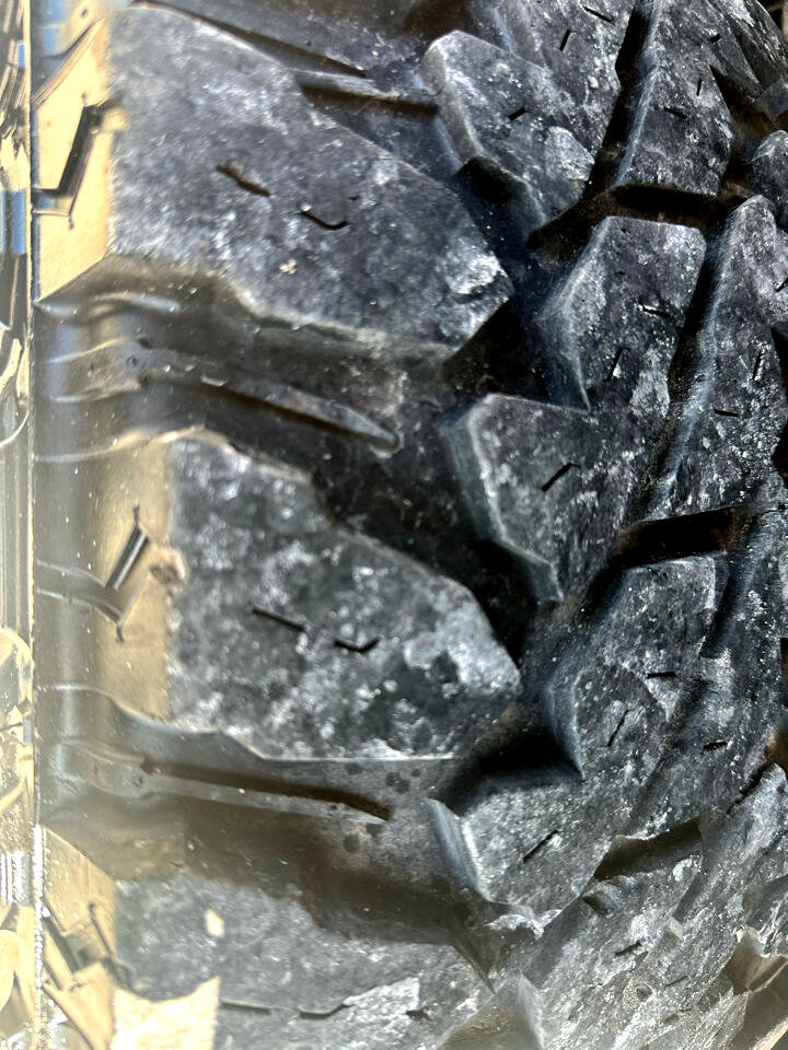 Used 2012 Ford F250 XL w/ Camper Pkg image 8