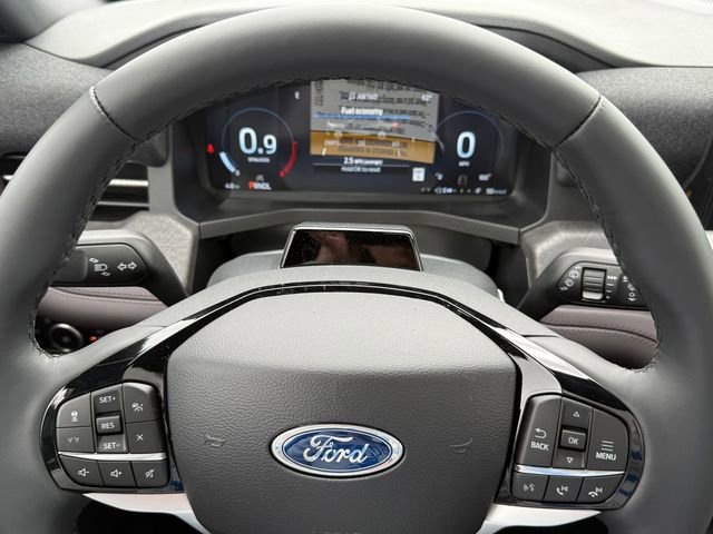 New 2026 Ford Explorer Platinum w/ LUX Leather Package AWD/4WD image 24