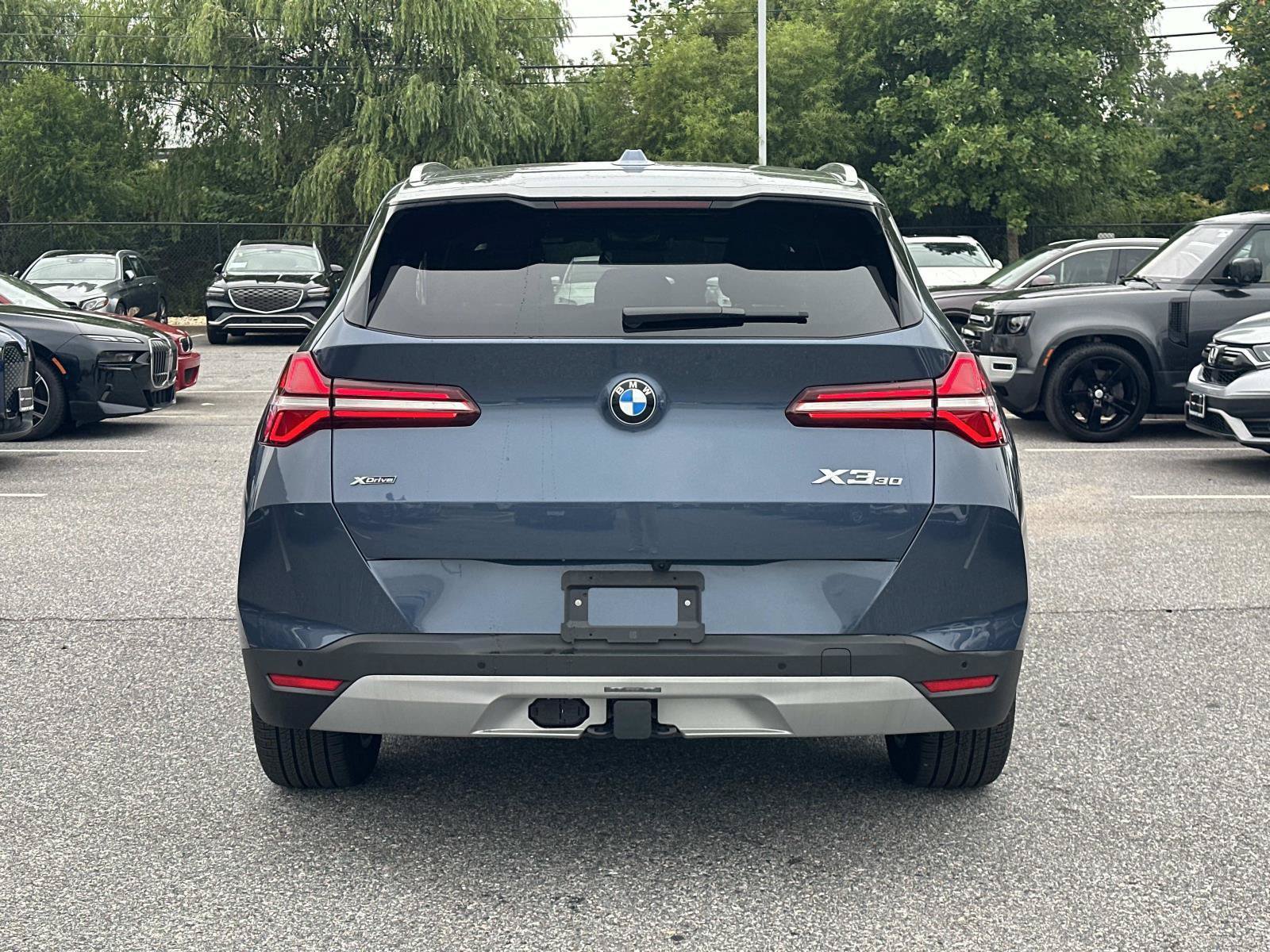 Used 2025 BMW X3 xDrive30i w/ Convenience Package AWD/4WD image 3