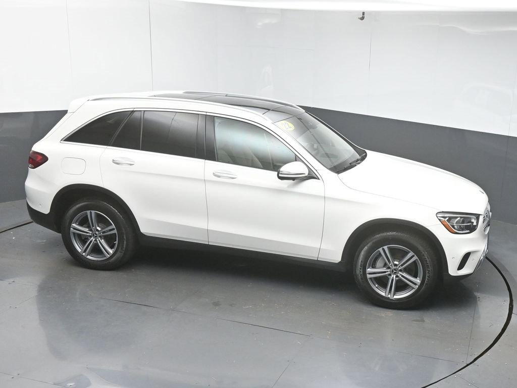 Used 2022 Mercedes-Benz GLC 300 w/ Premium Package Lite image 39