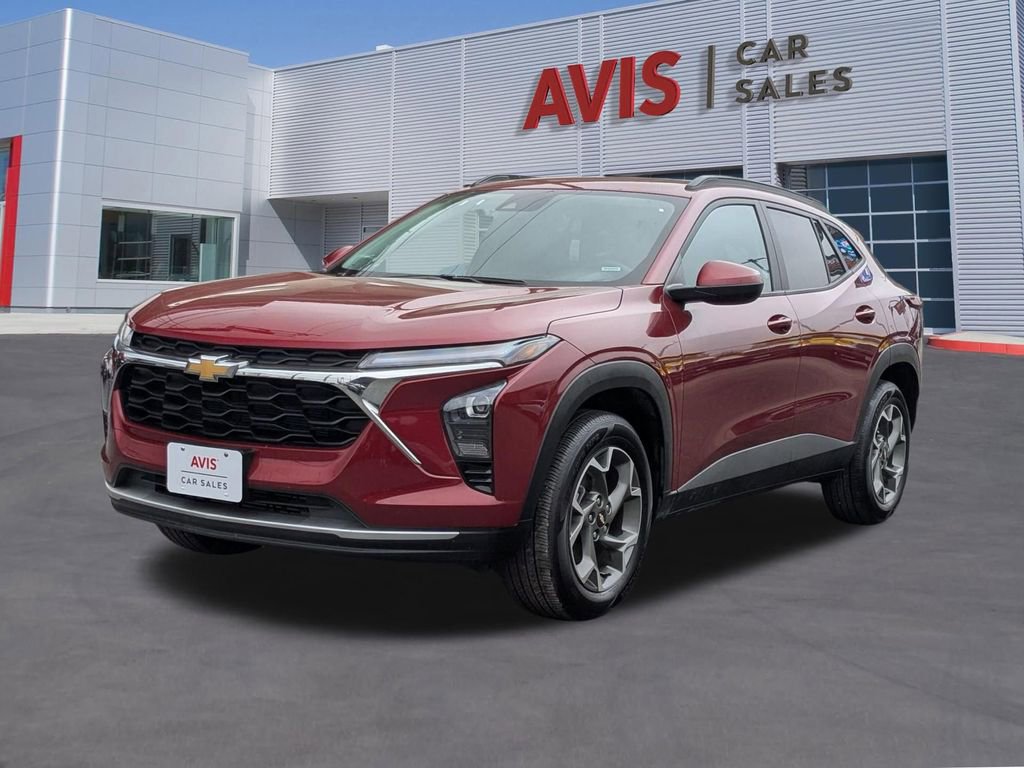 Used 2025 Chevrolet Trax LT w/ LT Convenience Package FWD image 1