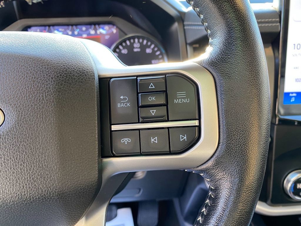Used 2023 Ford Expedition XLT image 17