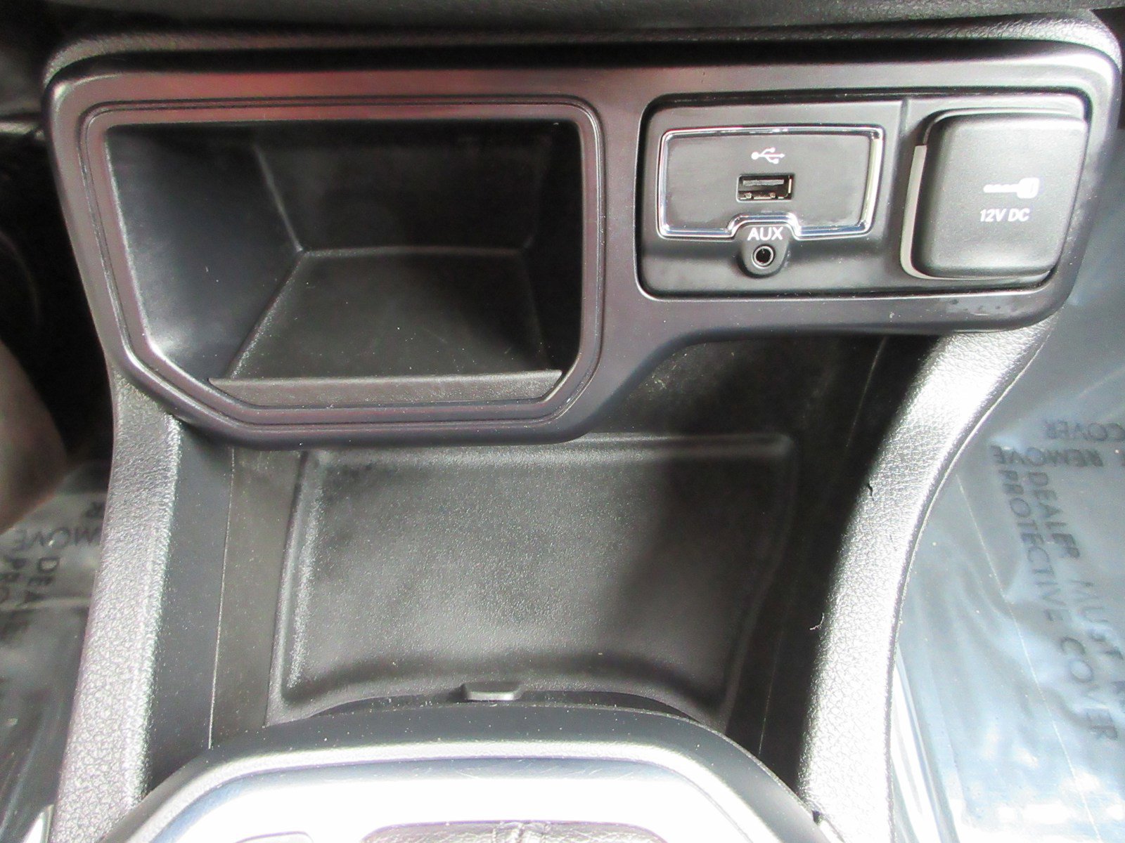 Used 2018 Jeep Renegade Altitude w/ UConnect 8.4 Nav Group FWD image 44