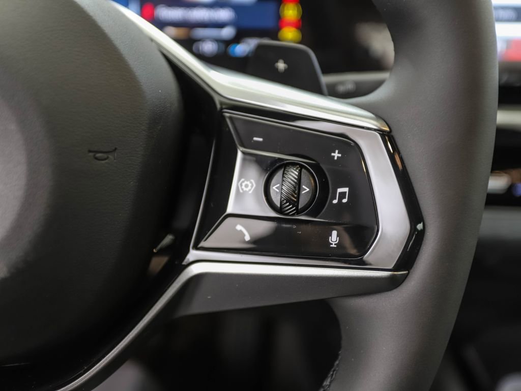 Certified 2025 BMW 530i xDrive w/ Premium Package image 13