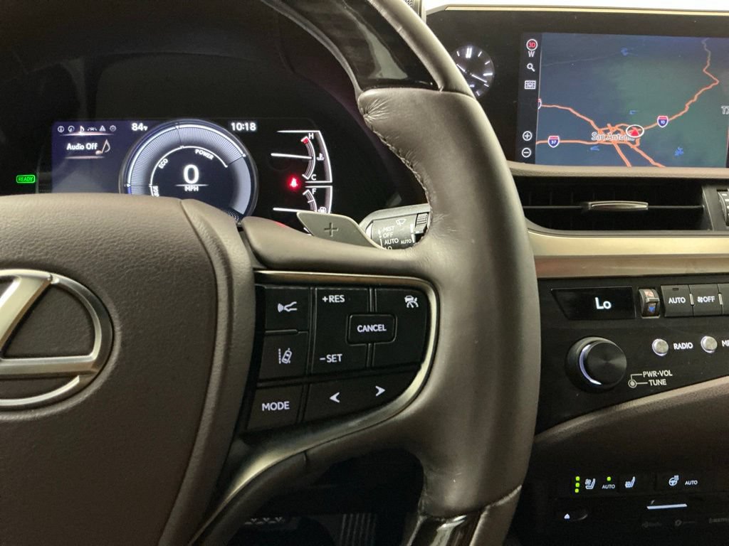 Used 2020 Lexus ES 300h w/ Premium Package FWD image 14