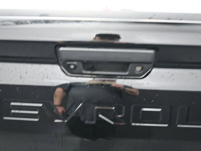 Used 2024 Chevrolet Colorado Z71 w/ Z71 Convenience Package 2 image 25