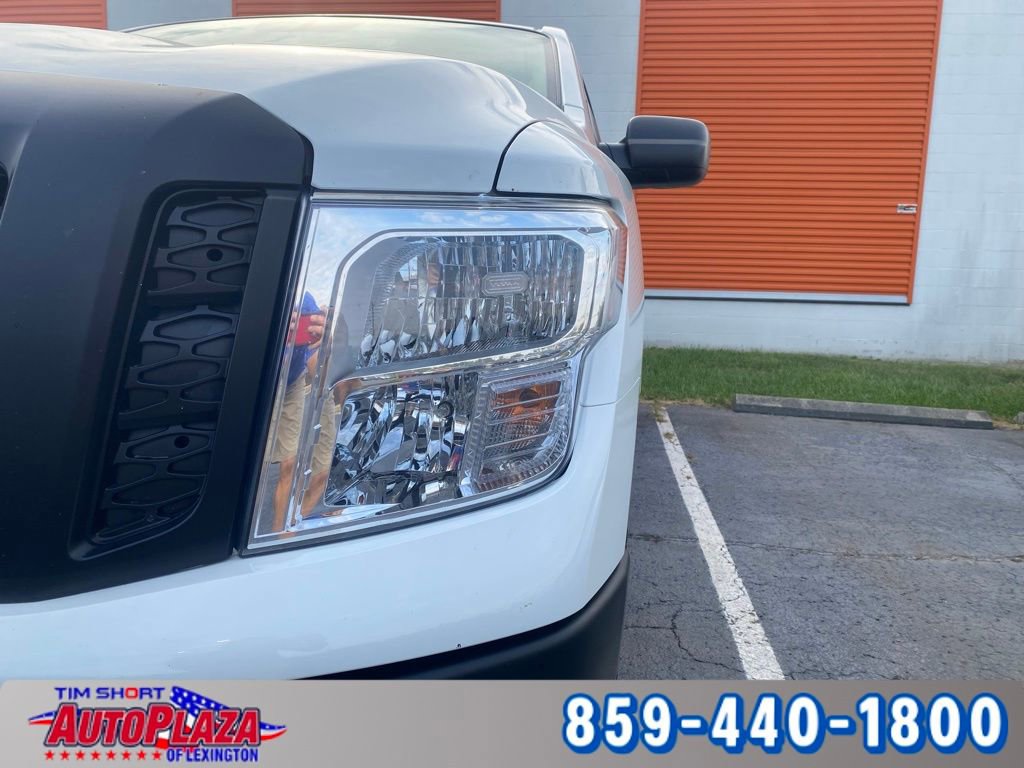 Used 2017 Nissan Titan S image 32