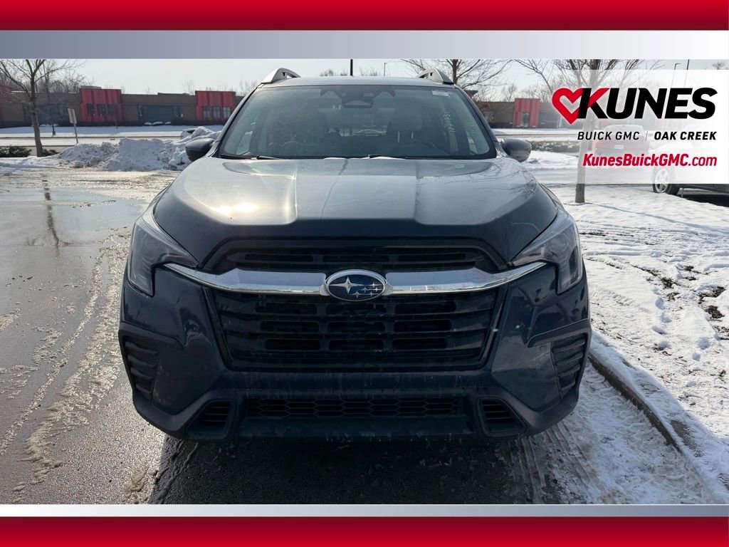 Used 2024 Subaru Ascent Premium w/ Convenience Package image 3