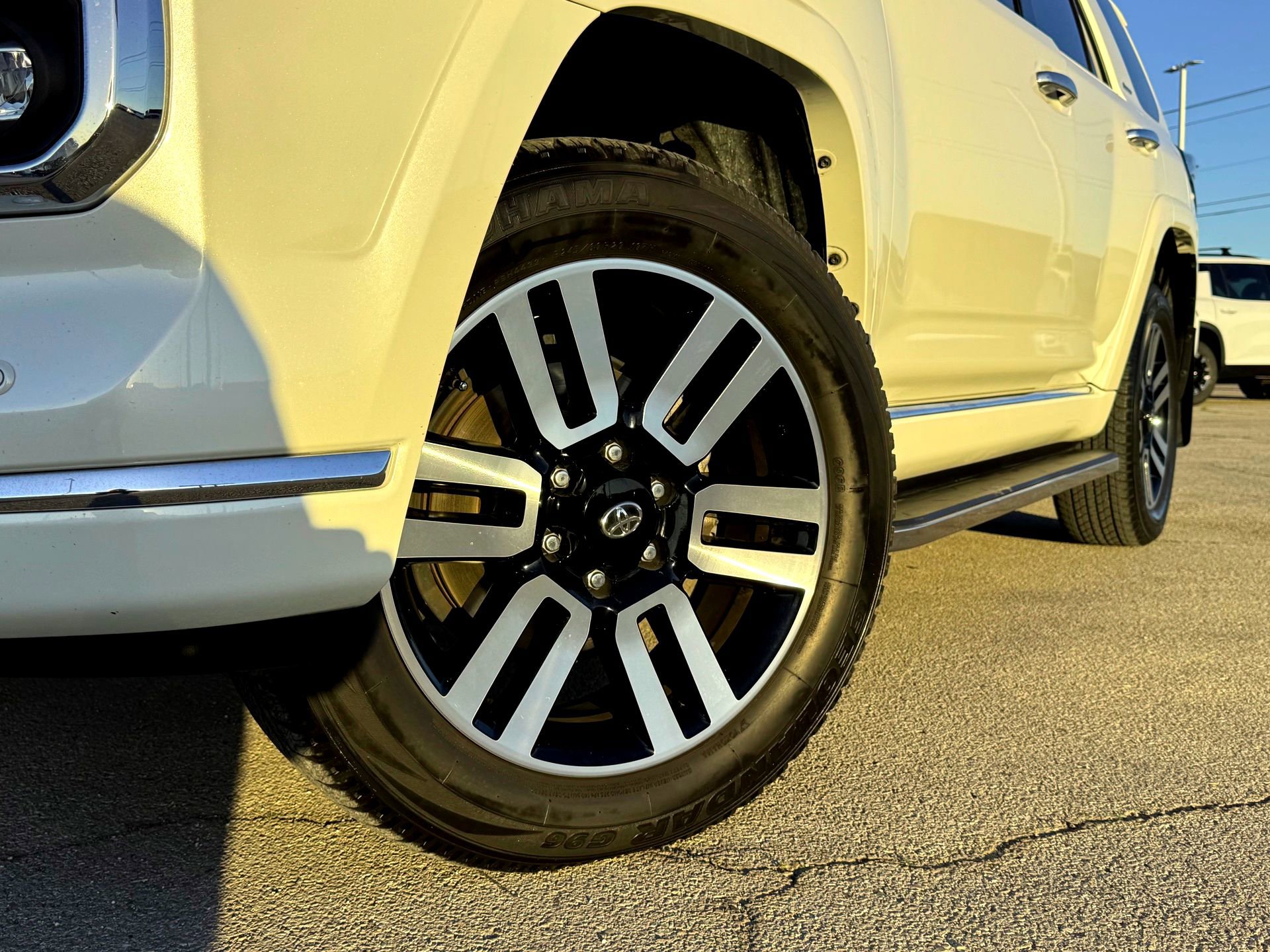 Used 2023 Toyota 4Runner Limited image 2