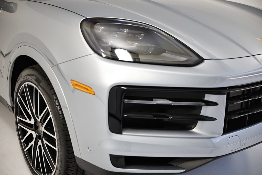 New 2026 Porsche Cayenne S AWD/4WD image 17