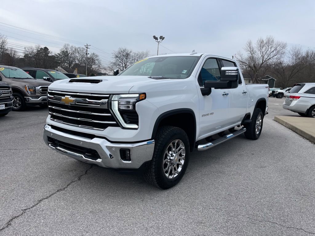 New 2026 Chevrolet Silverado 2500 LTZ w/ LTZ Convenience Package image 3