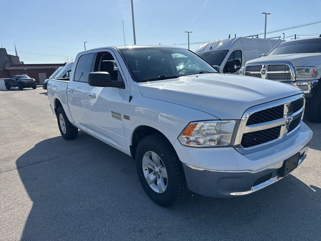 Used 2017 RAM 1500 Classic SLT image 3