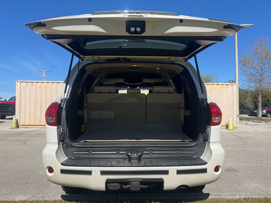 Used 2014 Toyota Sequoia Platinum image 21
