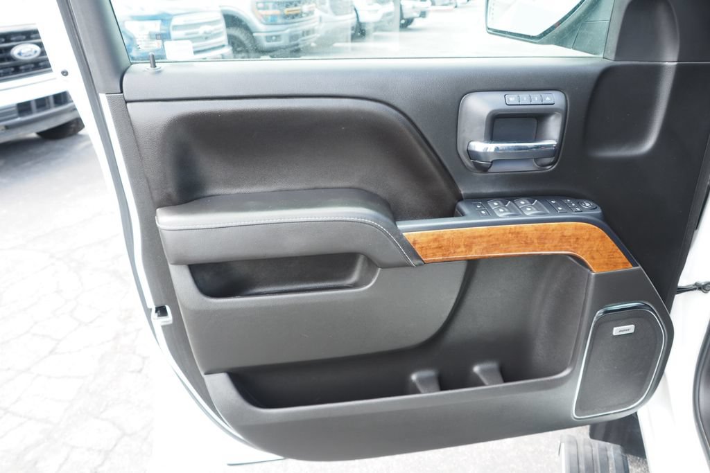 Used 2017 Chevrolet Silverado 1500 High Country AWD/4WD image 15