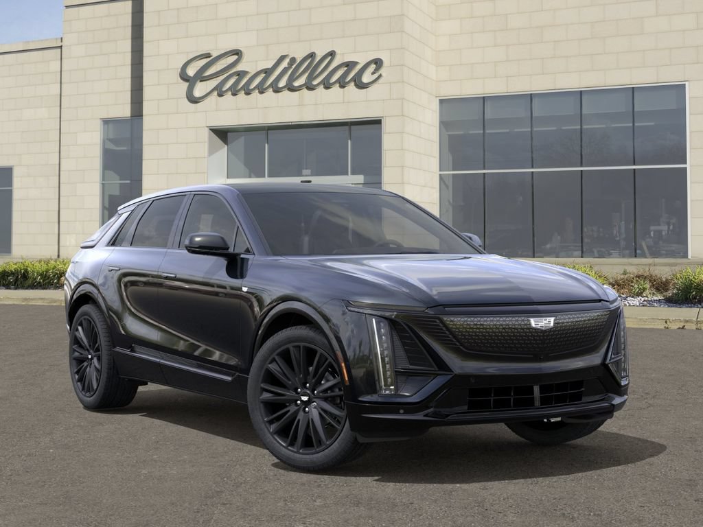 New 2026 Cadillac Lyriq Signature Sport w/ LPO, ONYX Package AWD/4WD image 7