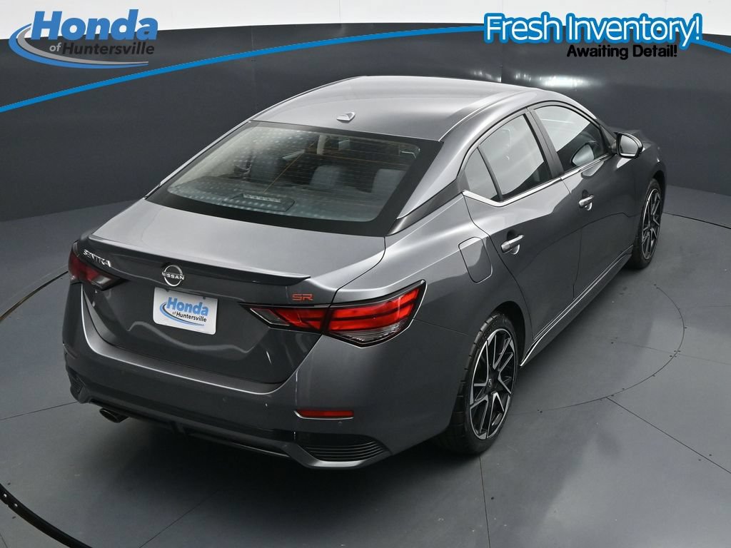 Used 2025 Nissan Sentra SR FWD image 35