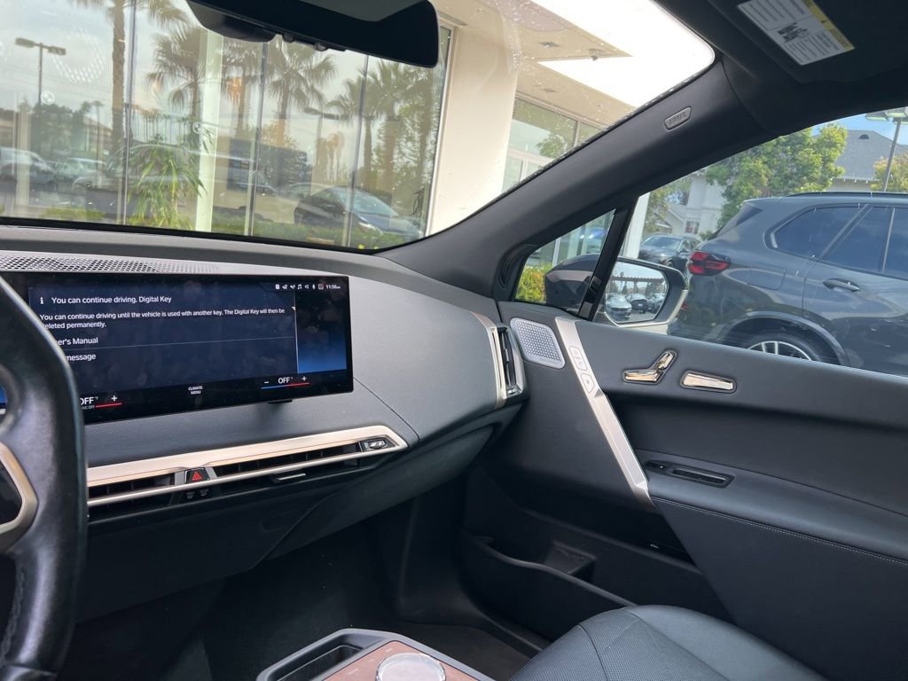 Used 2022 BMW iX xDrive50 w/ Premium Package image 19