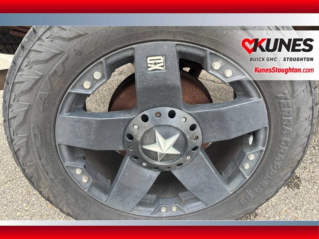 Used 2009 Chevrolet Silverado 1500 LT w/ Power Pack Plus AWD/4WD image 11