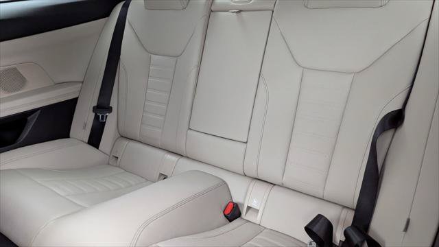 Used 2021 BMW 430i Coupe w/ Convenience Package RWD image 16