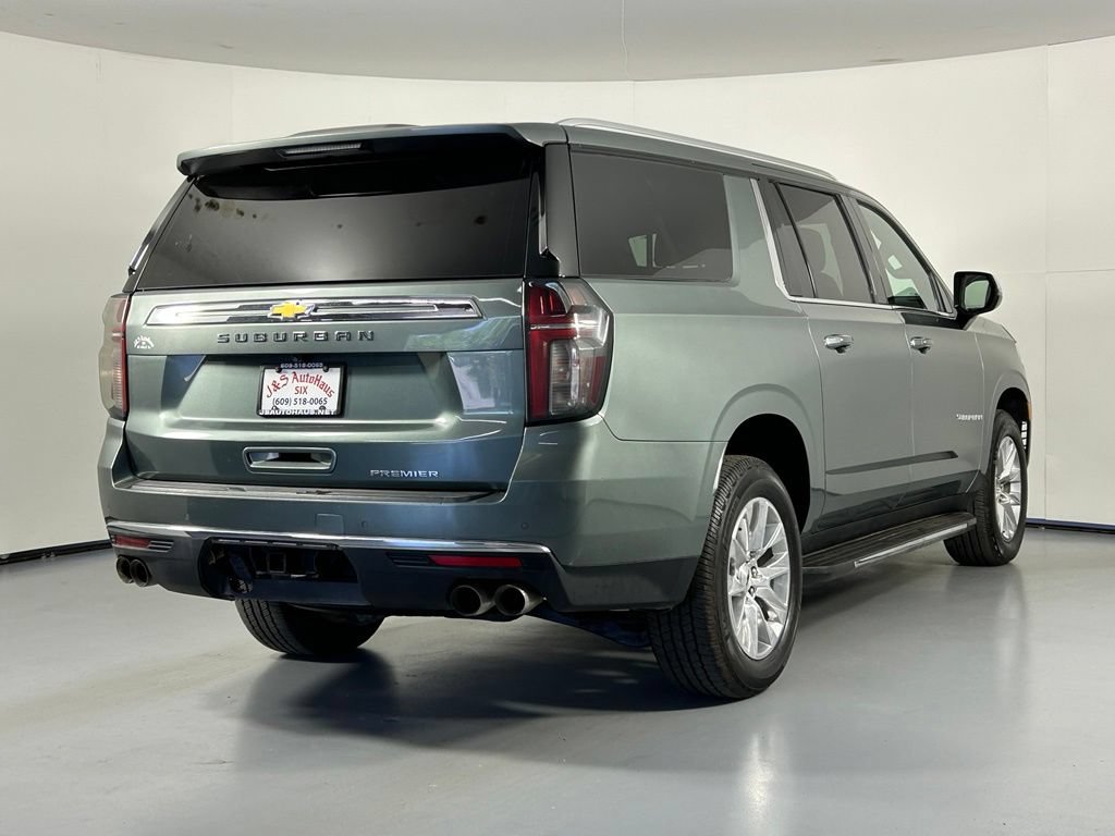 Used 2023 Chevrolet Suburban Premier AWD/4WD image 7