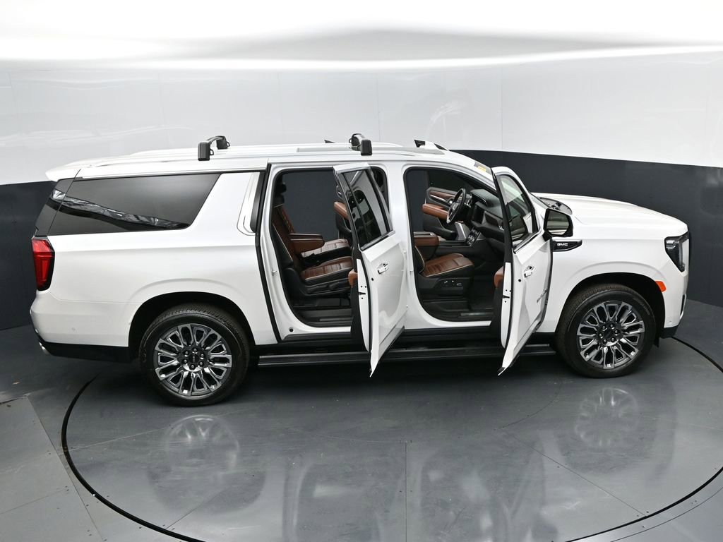 Used 2024 GMC Yukon XL Denali Ultimate image 31
