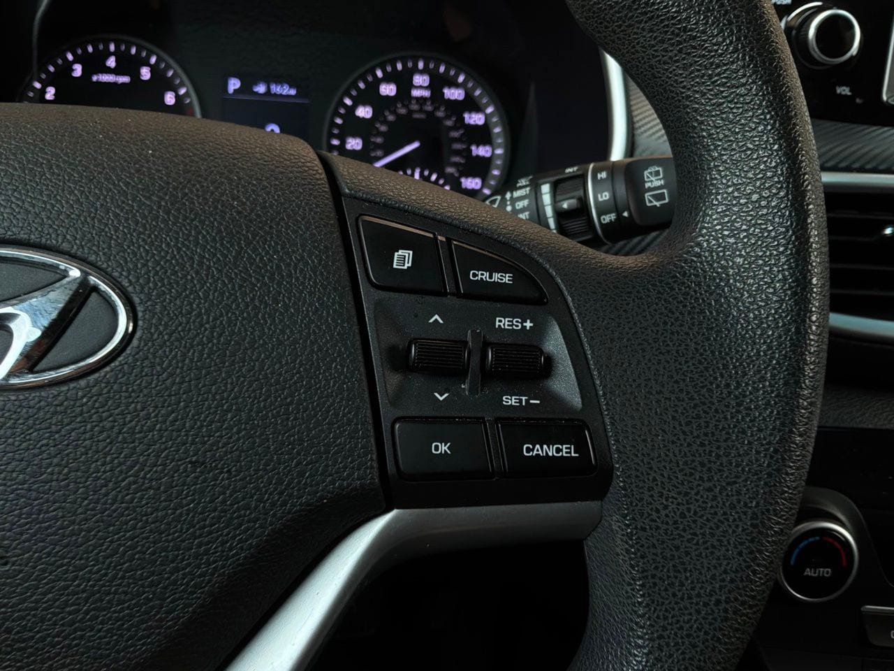 Used 2019 Hyundai Tucson Sport FWD image 38