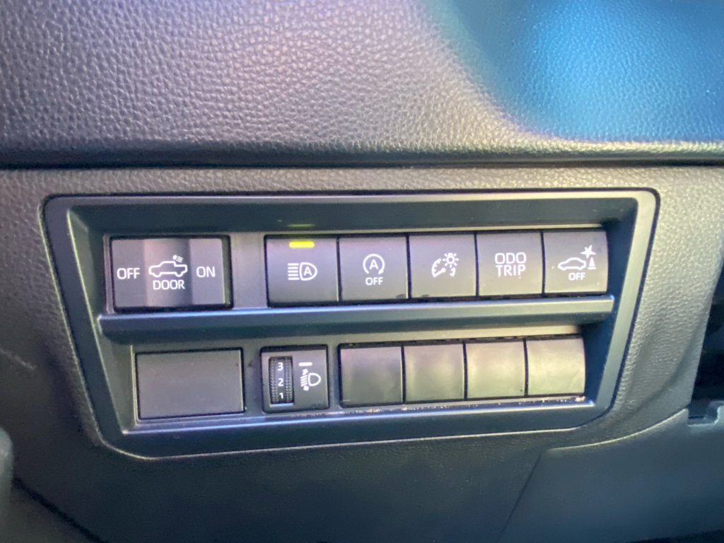 Used 2025 Toyota Tundra SR5 w/ SR5 Convenience Package image 24