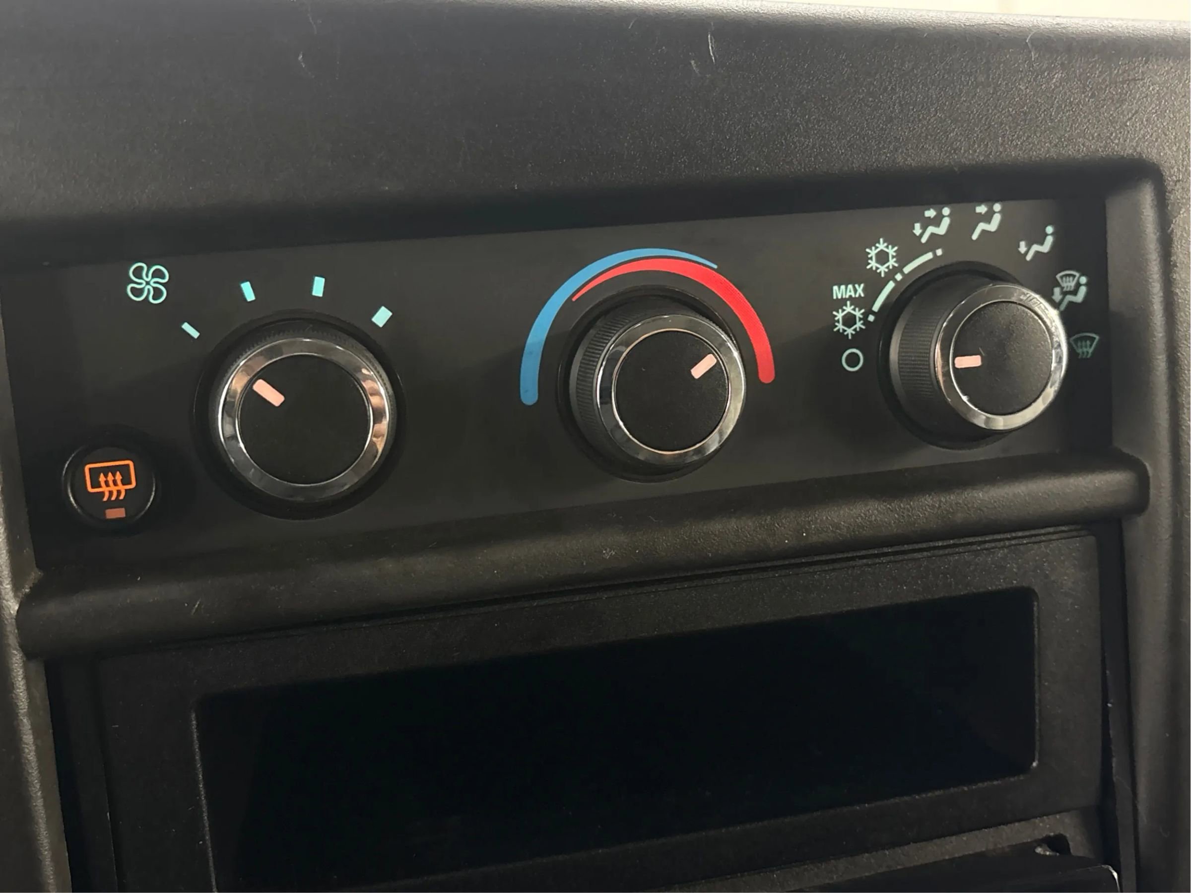 Used 2008 GMC Savana 3500 Extended Passenger w/ LT Preferred Equipment Group image 33