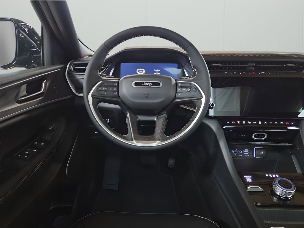 New 2026 Jeep Grand Cherokee Limited image 13