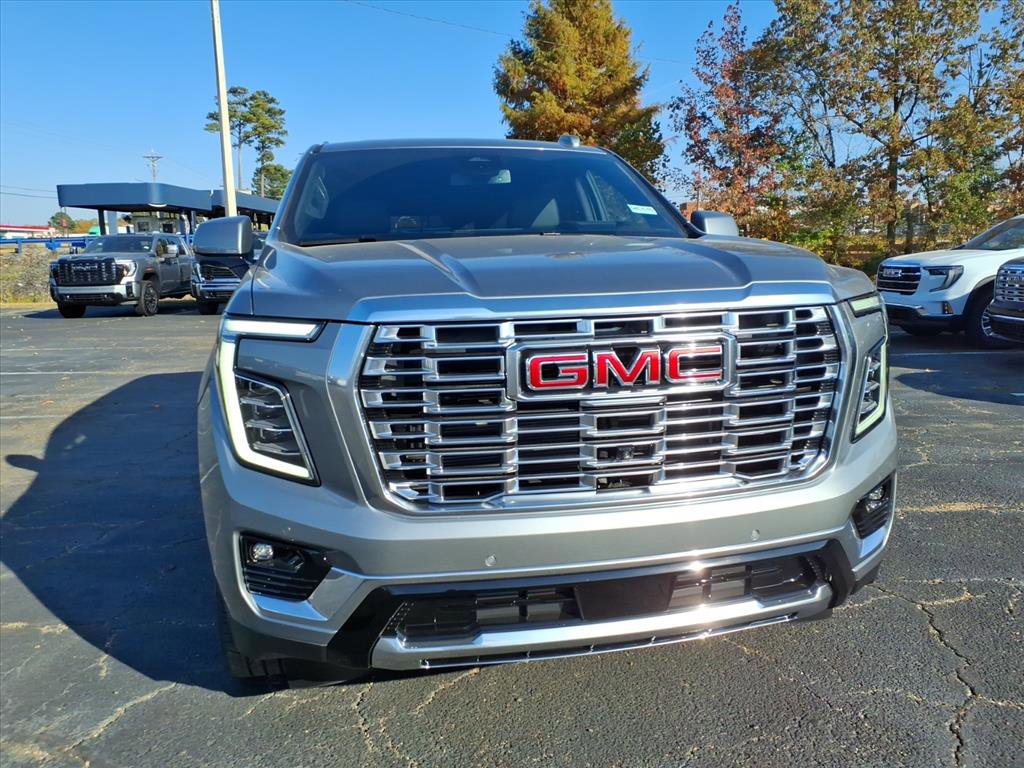 New 2026 GMC Yukon XL Denali image 2