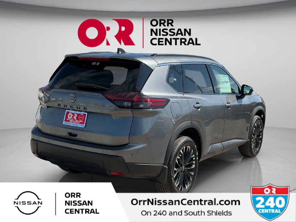 New 2027 Nissan Rogue Dark Armor FWD image 5