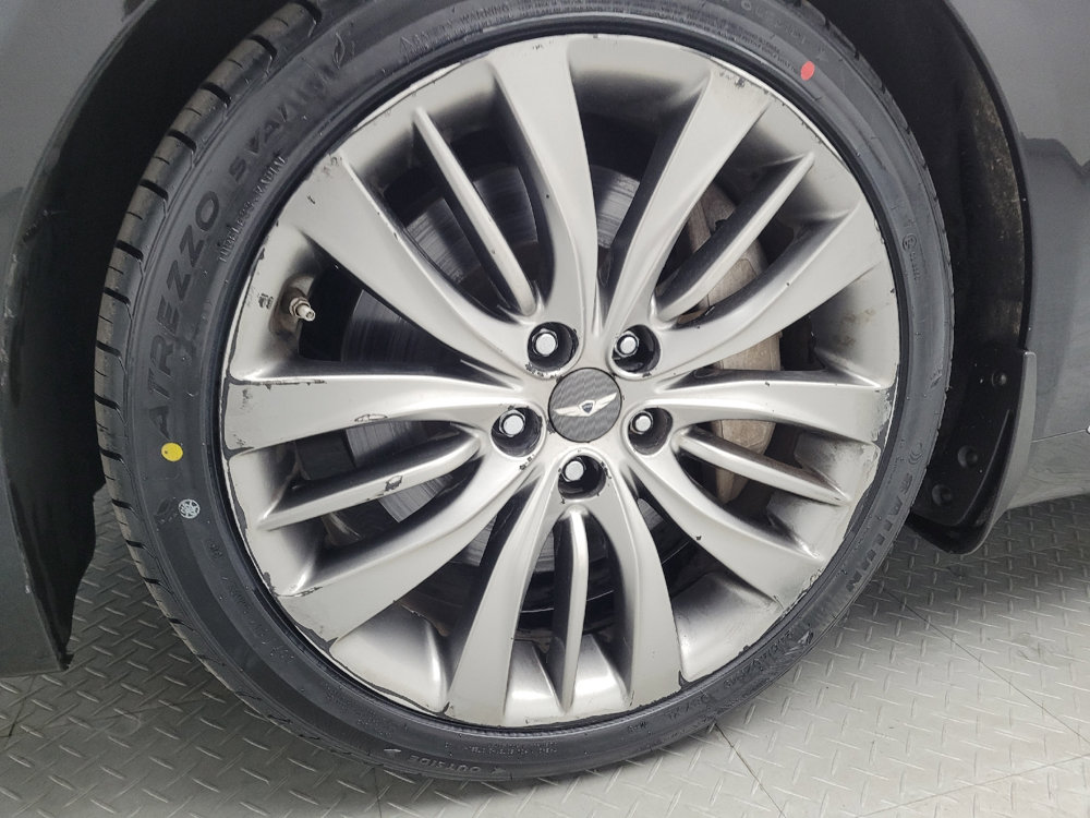 Used 2015 Hyundai Genesis 5.0 RWD image 31