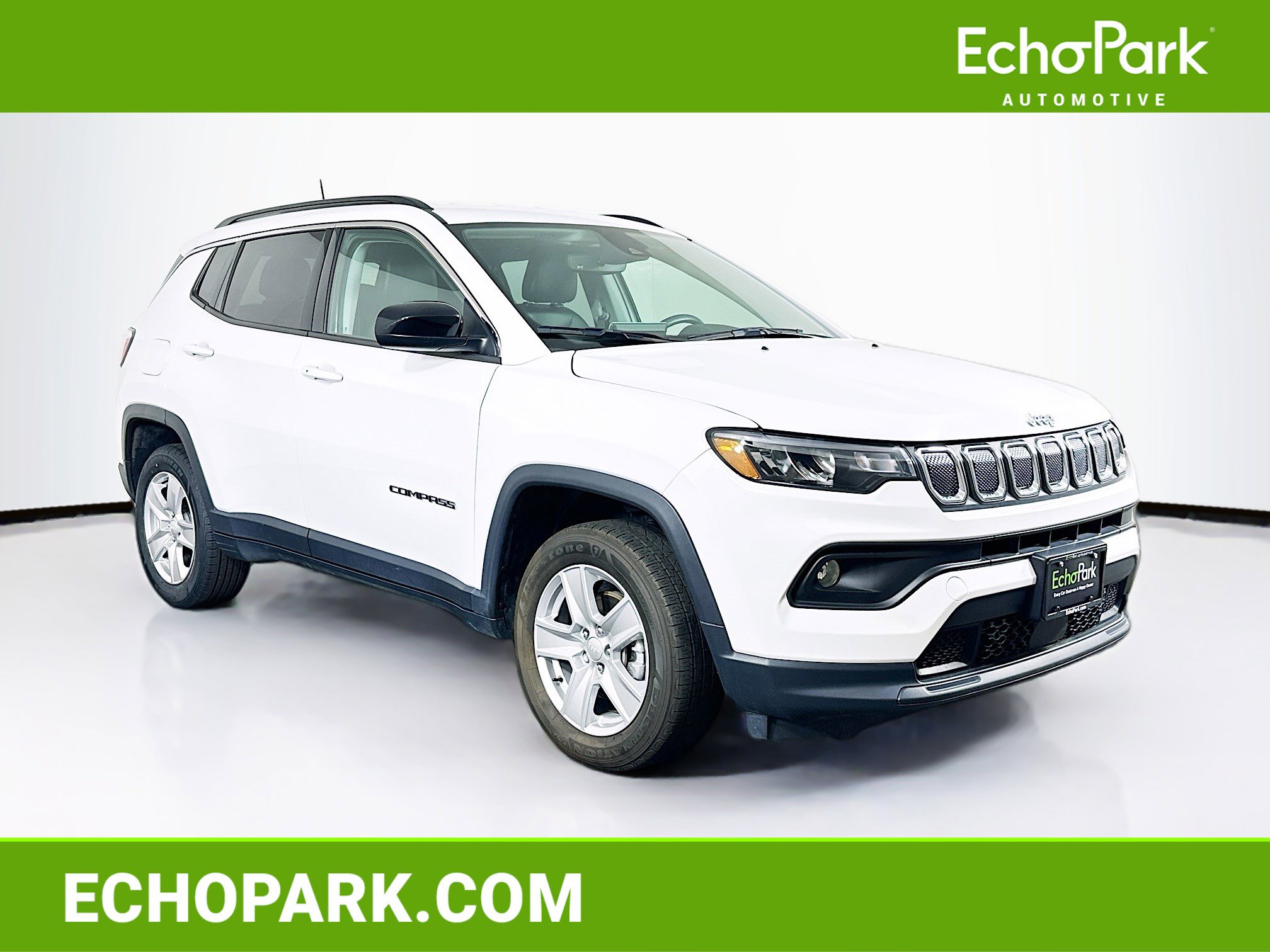 Used 2022 Jeep Compass Latitude w/ Convenience Group AWD/4WD image 1