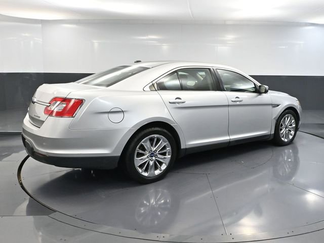 Used 2010 Ford Taurus Limited image 4