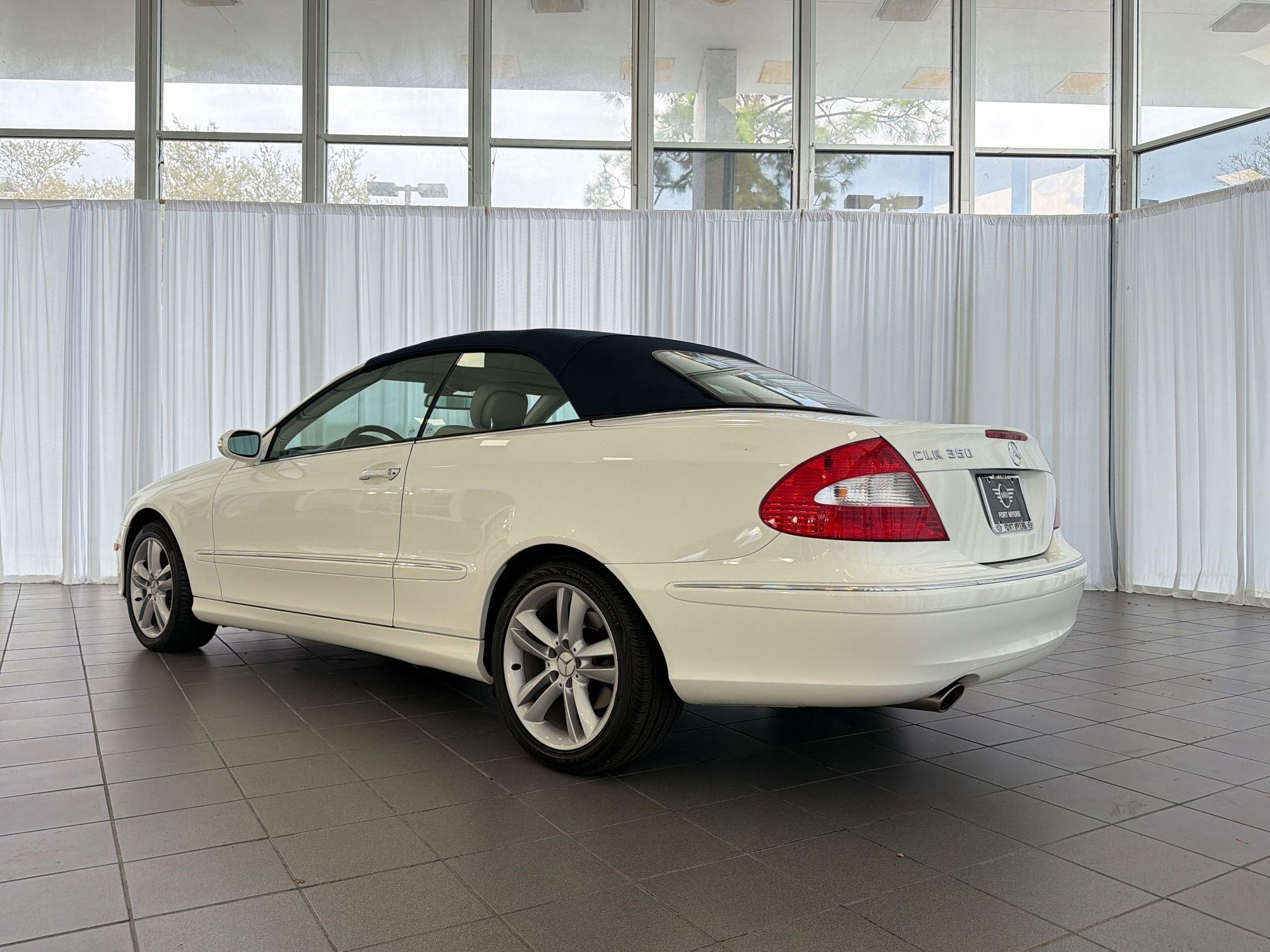 Used 2006 Mercedes-Benz CLK 350 Cabriolet image 3
