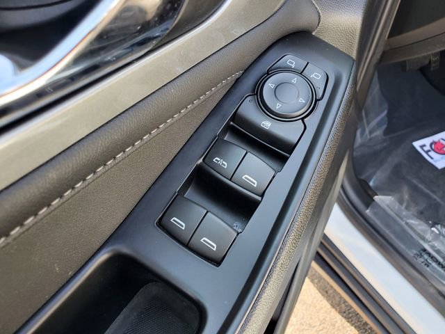 Certified 2023 Chevrolet Traverse LT FWD image 19