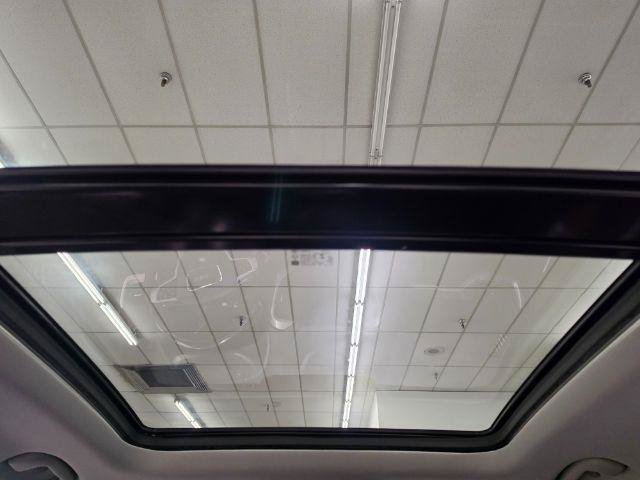 Used 2020 GMC Terrain SLE w/ Driver Convenience Package FWD image 39