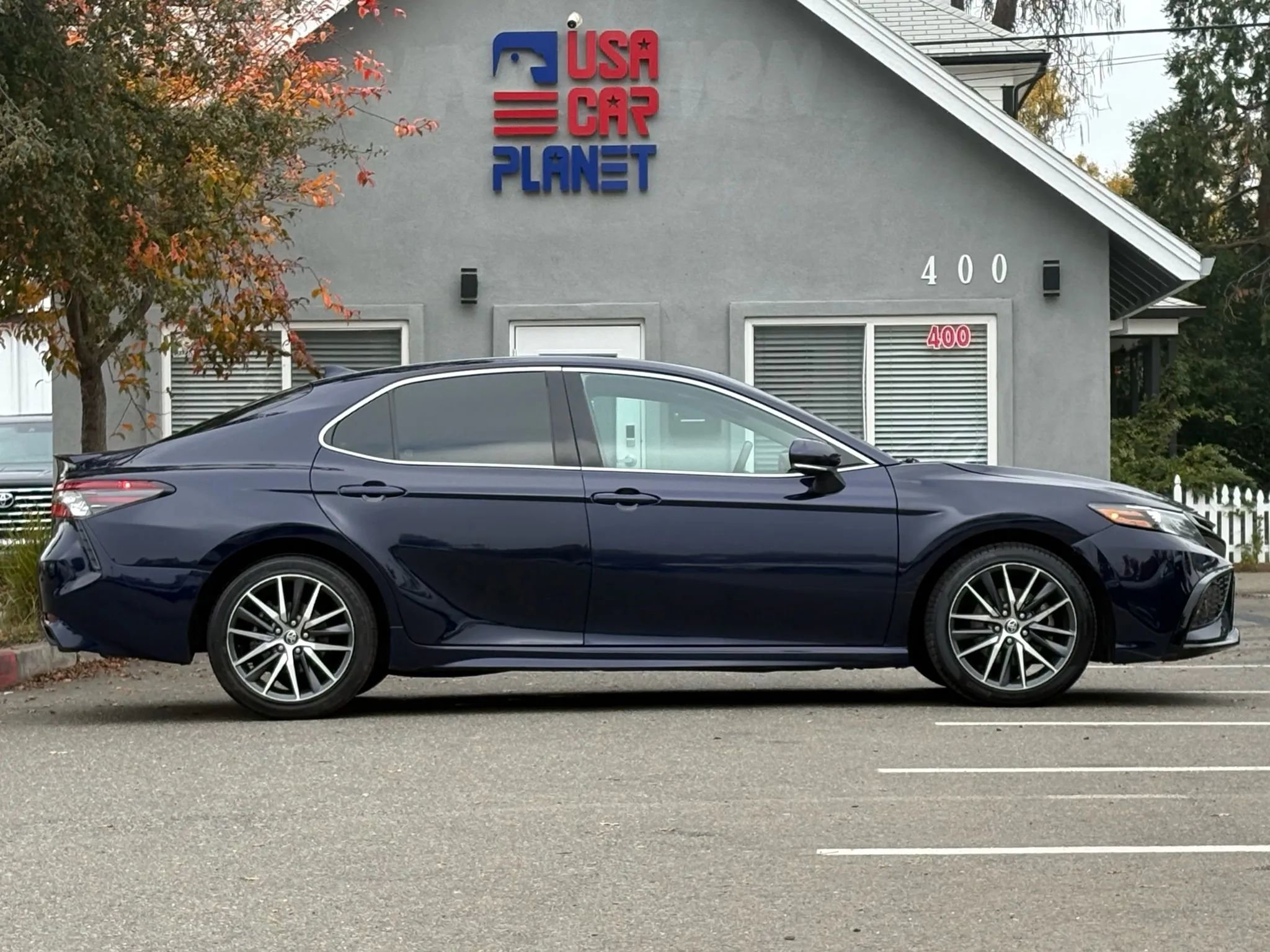 Used 2021 Toyota Camry XSE w/ Carpet Mat Package (TMS) image 4