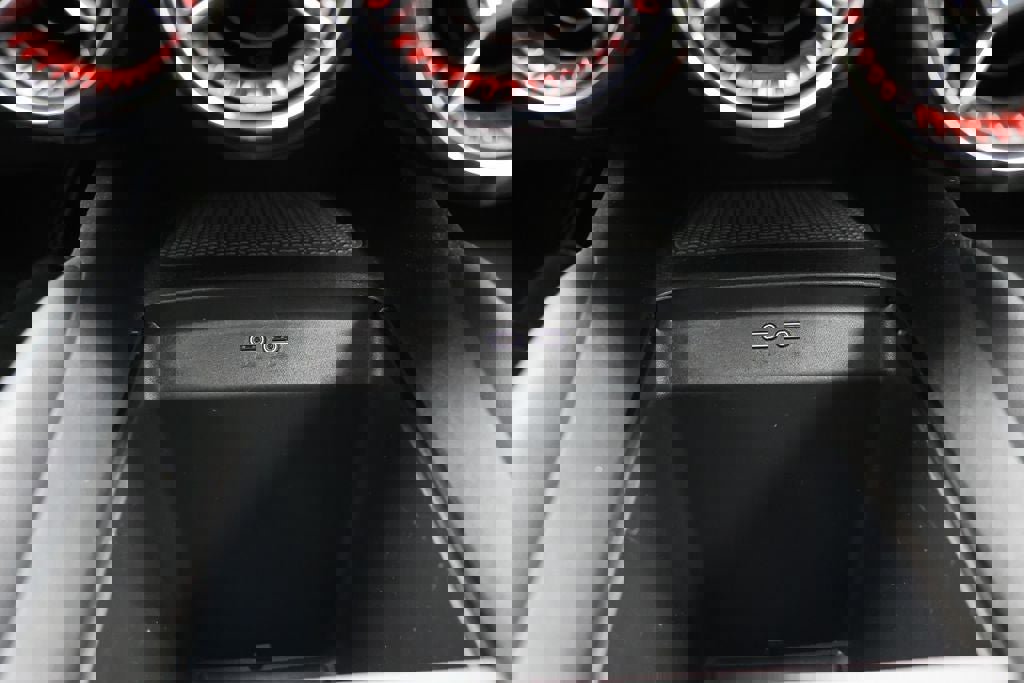 Used 2024 Chevrolet Blazer EV RS image 26