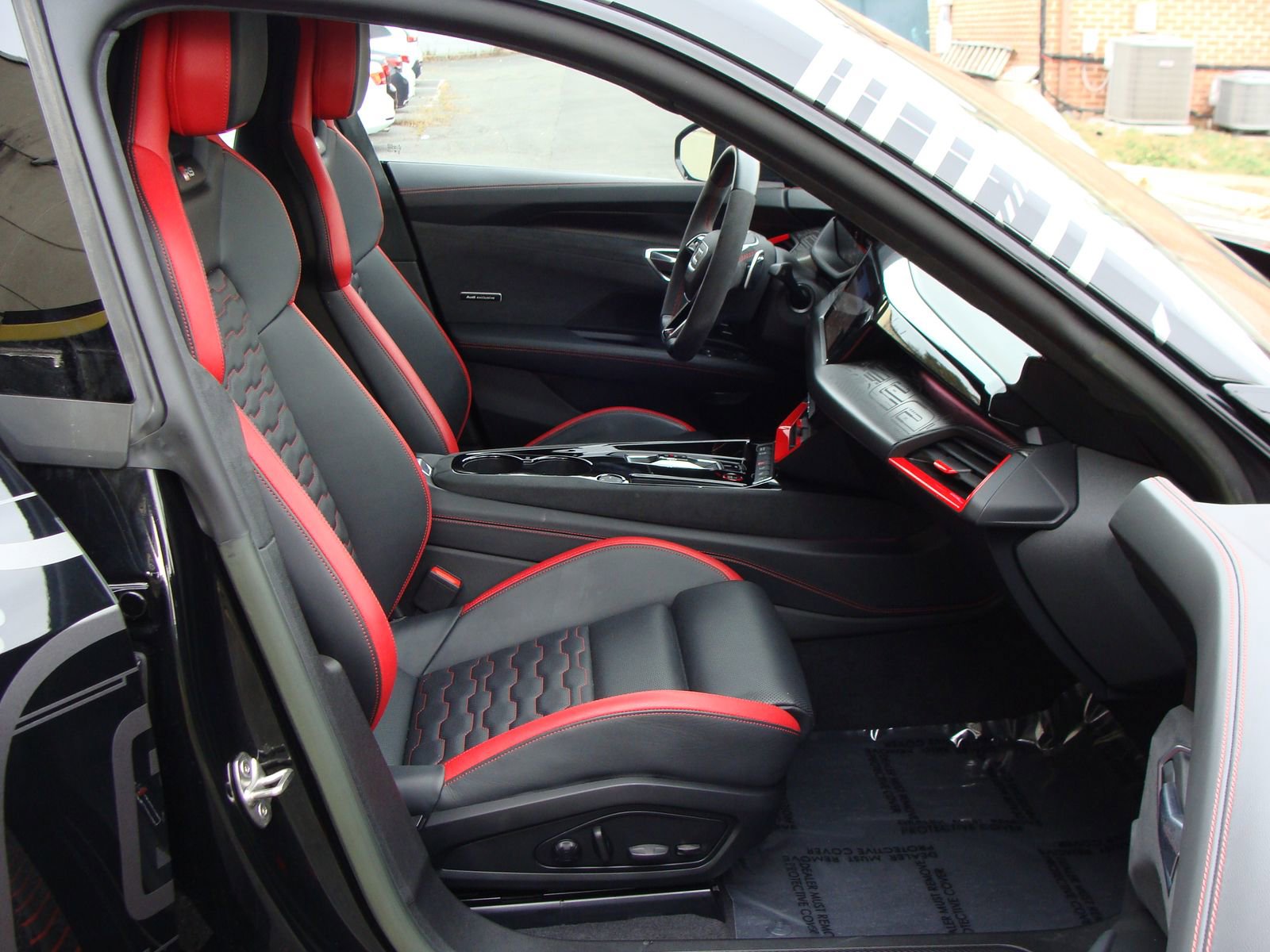 Used 2023 Audi RS e-tron GT AWD/4WD image 10