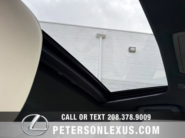 Used 2023 Lexus IS 500 image 14