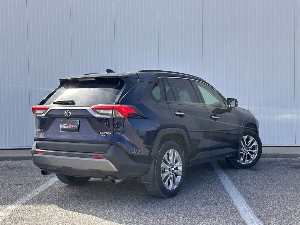 Used 2021 Toyota RAV4 Limited AWD/4WD image 5
