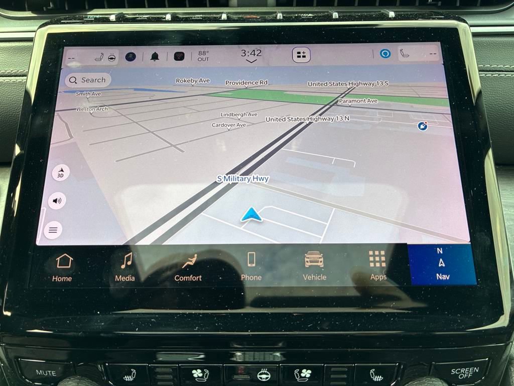 New 2024 Jeep Grand Cherokee Limited 4xe w/ Luxury Tech Group II image 20