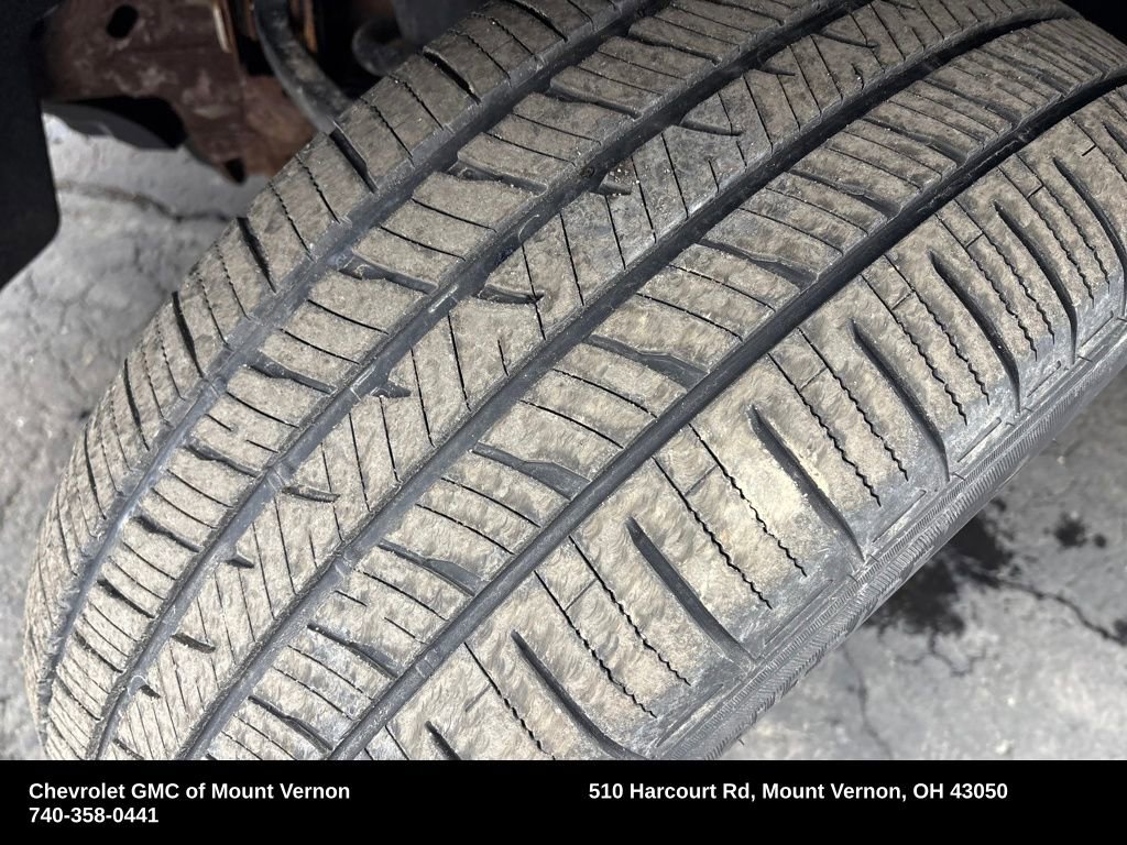 Used 2015 GMC Sierra 1500 SLE w/ SLE Value Package image 29